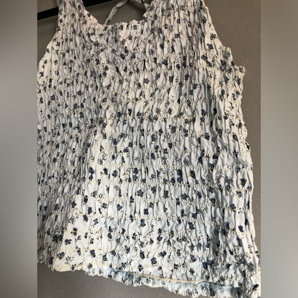 Vintage Blue Smocked Sleeveless cropped Tank Top - Picture 2 of 8